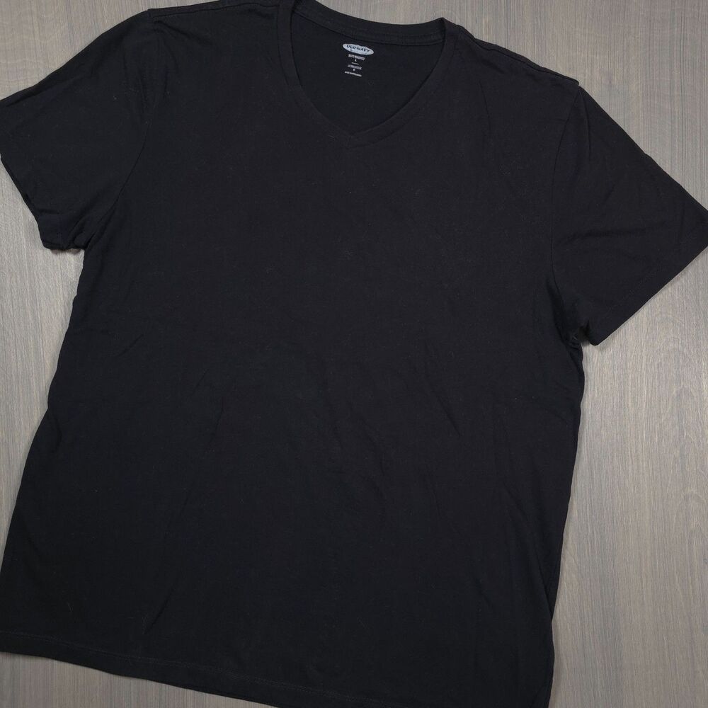 Old Navy Black V-Neck T-Shirt Size Large Classic Fit